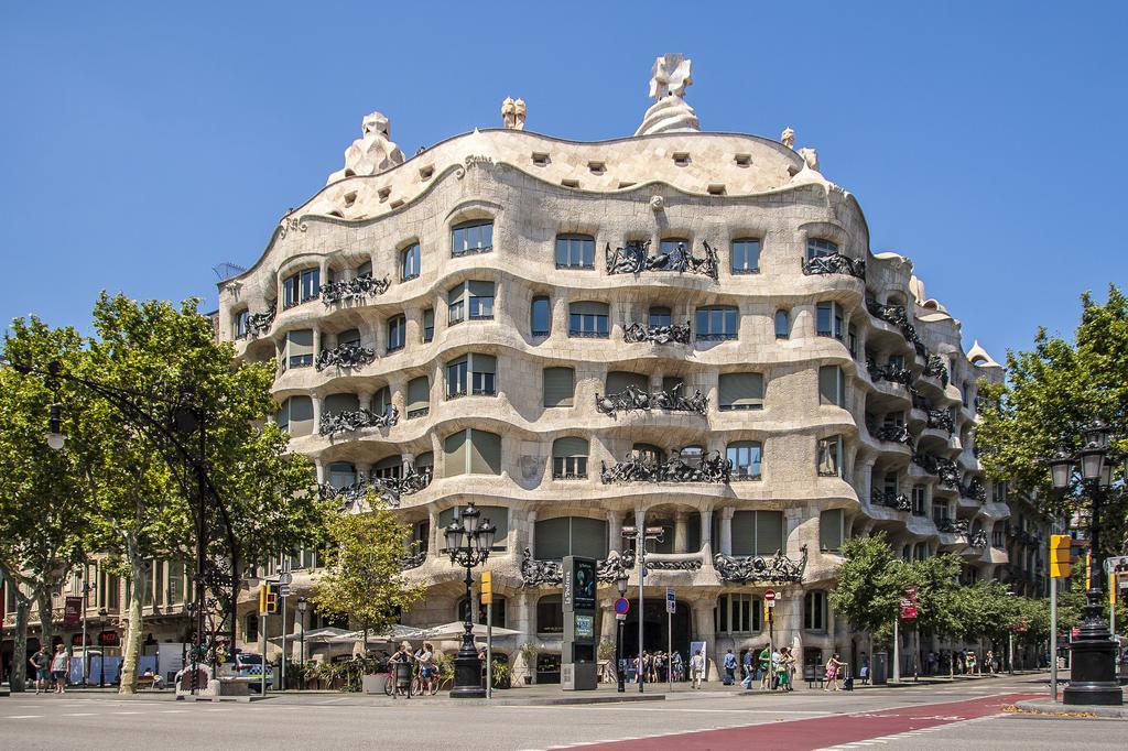 ברצלונה Habitat Apartments Rambla Deluxe מראה חיצוני תמונה