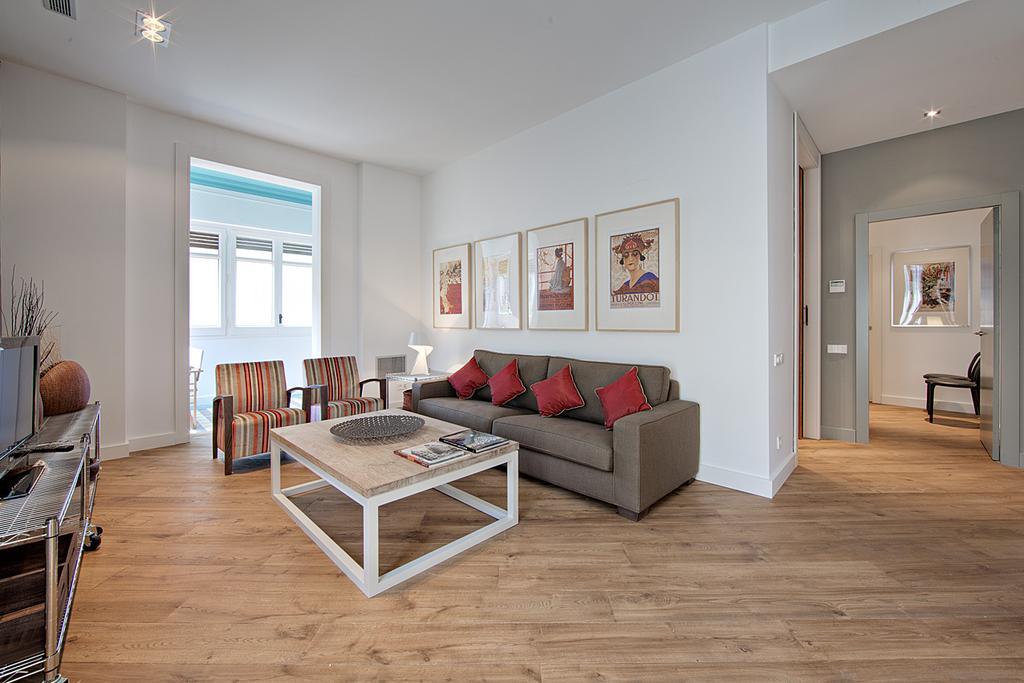ברצלונה Habitat Apartments Rambla Deluxe חדר תמונה